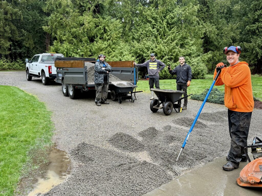 everson landscape crew for elite excavation